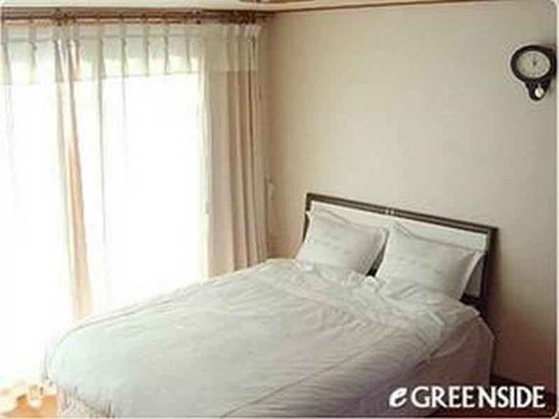 Greenside Pension Сеогвипо Екстериор снимка